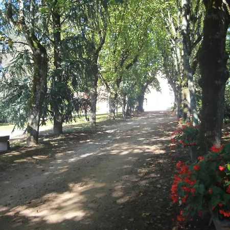 Guest house Chateau De La Chapelle Des Bois Fleurie